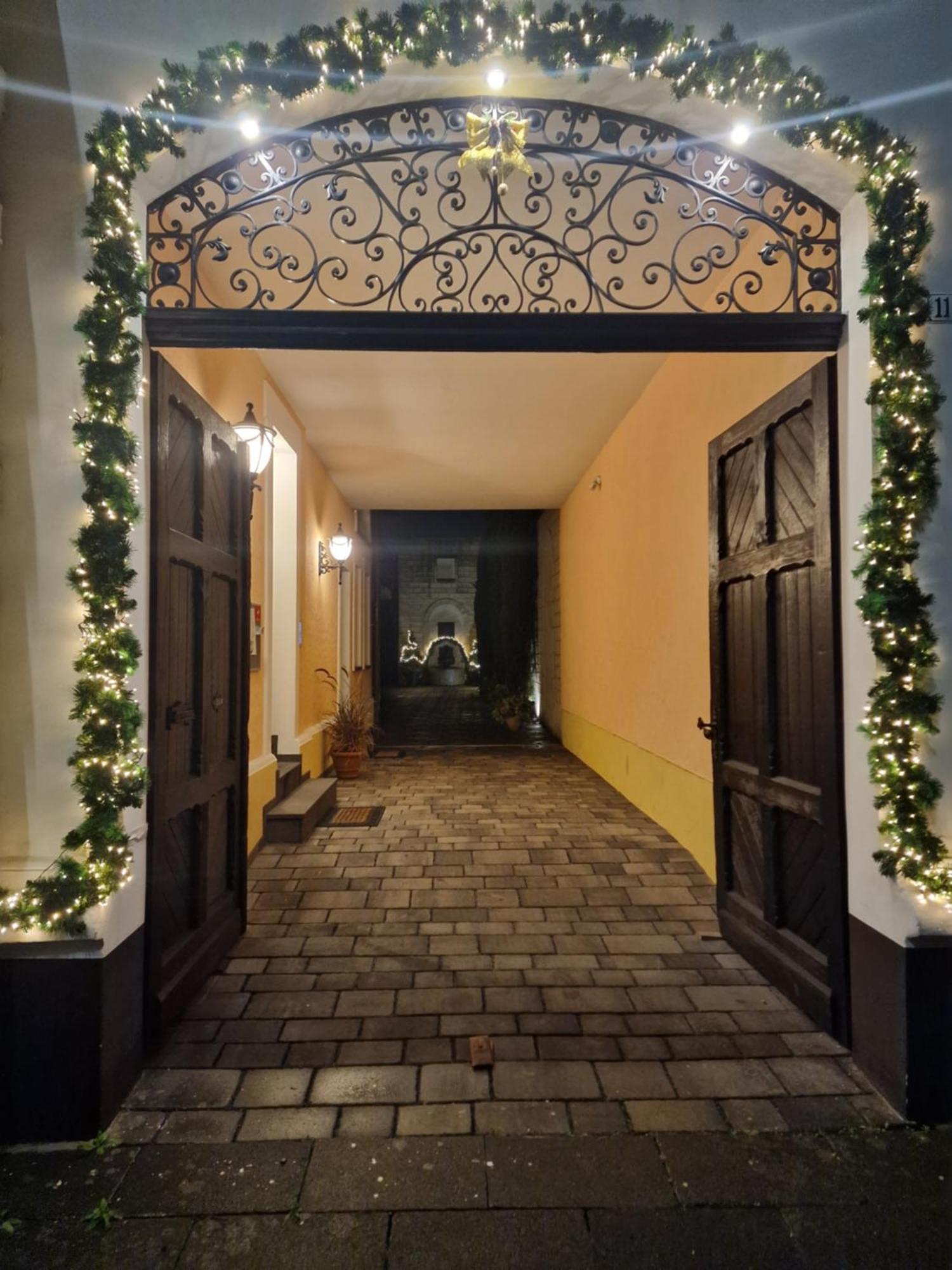Arkadenschloesschen Bonn Appartement Buitenkant foto